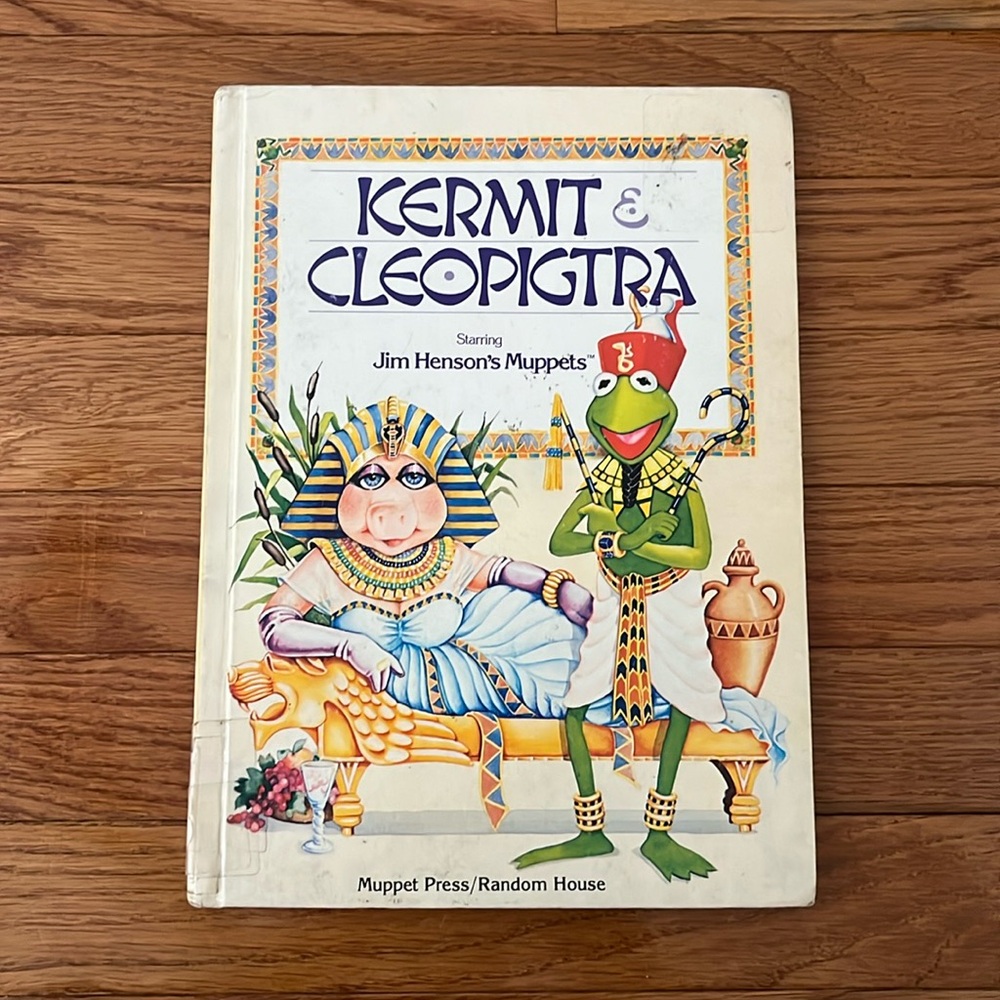 Vintage Muppets Kermit & Cleopigtra Hardcover Storybook